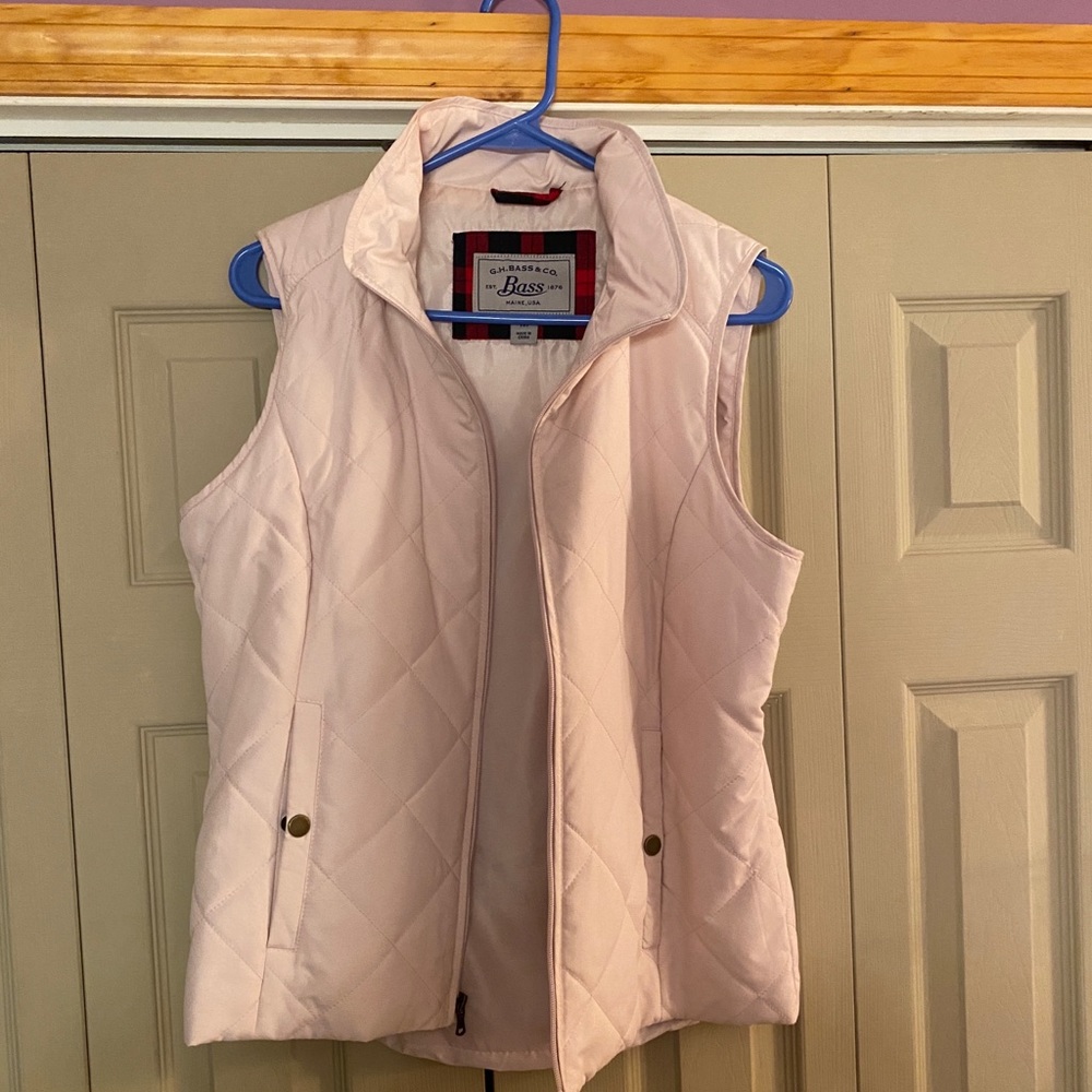 Bass light pink vest - size M